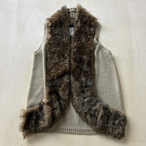 Y2K Mark. Sweater Vest Womens Medium Faux Fur Trim Open V Neck Knit Sleeveless